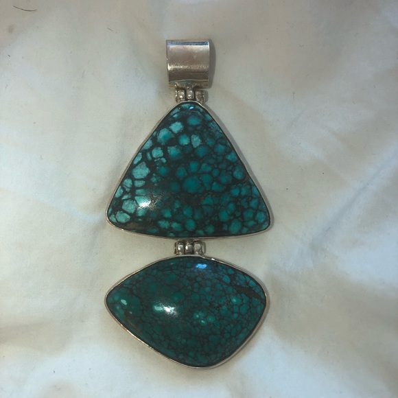 Turquoise Pendant - Picture 1 of 6